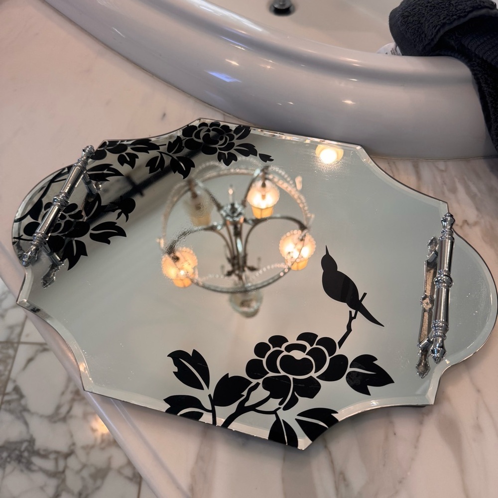 Vanity tray